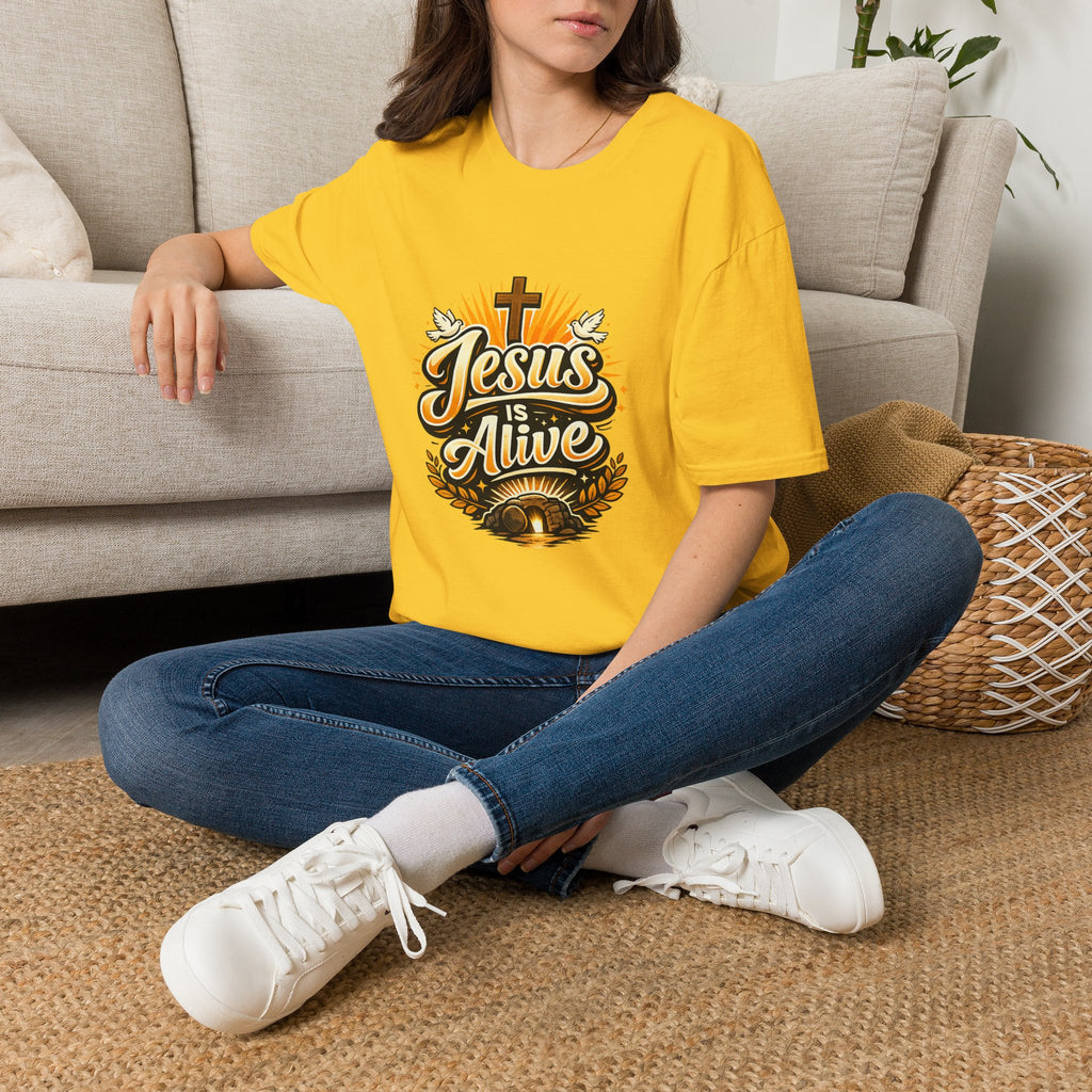 'Jesus Is Alive' — Men's Tee