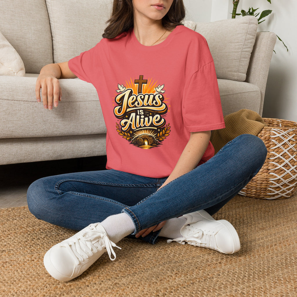 'Jesus Is Alive' — Men's Tee
